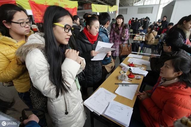 事业单位新政策浮出水面，“临时工”期满可转编制